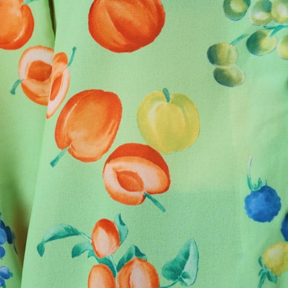80’s / 90’s Green Fruity Button-Up Blouse - Picture 4 of 8